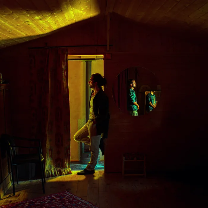 Still 05